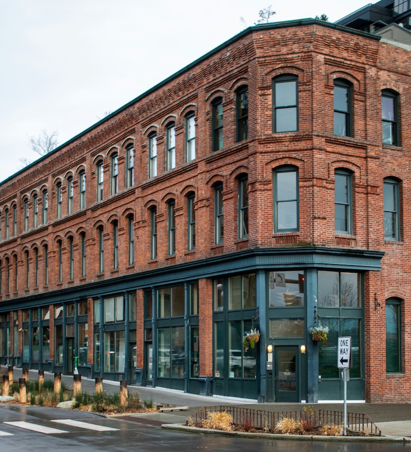 Commercial building in Boston area